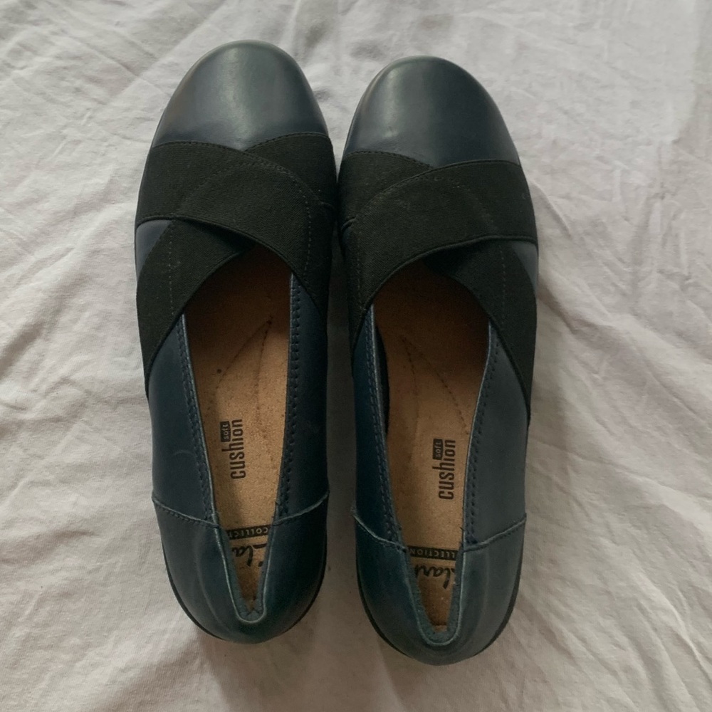 Clarks Women's Blue Leather Upper Shoes size US8.5W